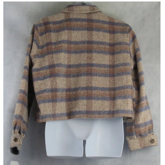 And Now This Women's Cropped Eyelash Shirt Jacket Shacket, Beige Blue Plaid, XL - Picture 2 of 5
